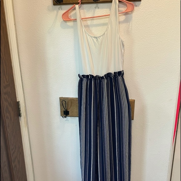 Pink Lilly long romper size large - Picture 2 of 2